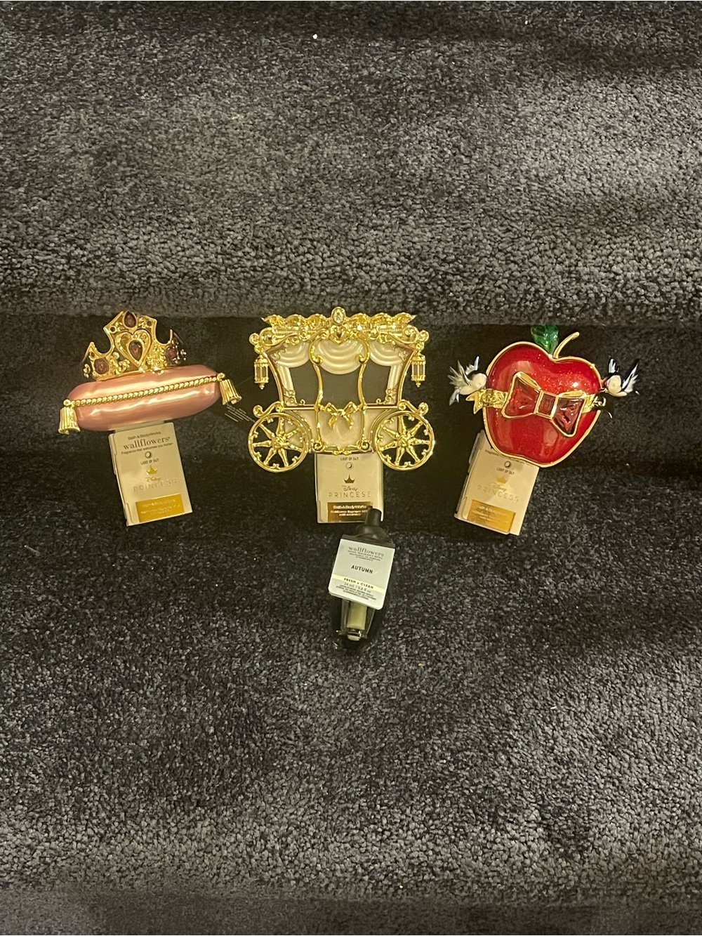 DISNEY BBW WALLFLOWER PLUG BUNDLE AURORA CROWN SNOW WHITE APPLE CARRIAGE AUTUMN